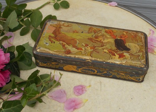 Ancienne boite tole fer - boite,